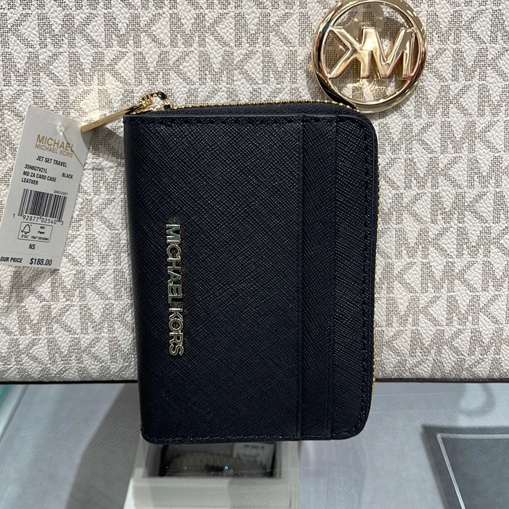 Michael Kors Jet Set Travel Medium Zip Around Card Case 
Color: Black
NWT - Picture 6 of 16